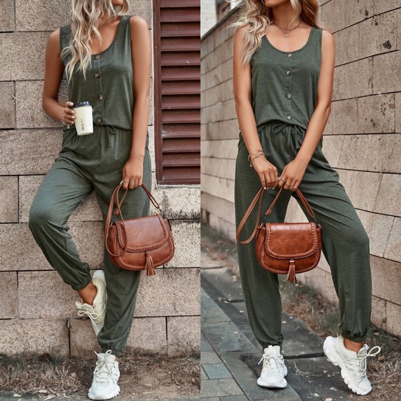 🍃 CASUAL ARMY GREEN LOOSE FIT TOP + SWEATPANTS 2 PIECE SET! - Picture 3 of 4